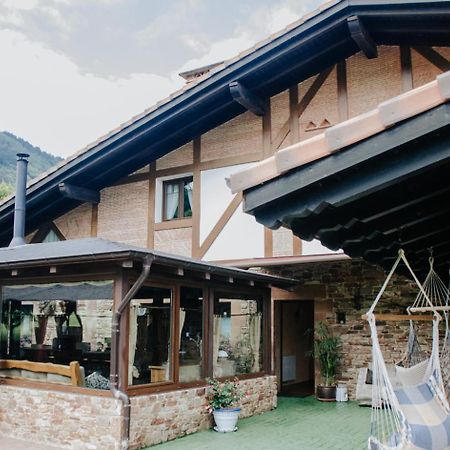 Lezamakoetxe Guest House Sopuerta Exterior photo