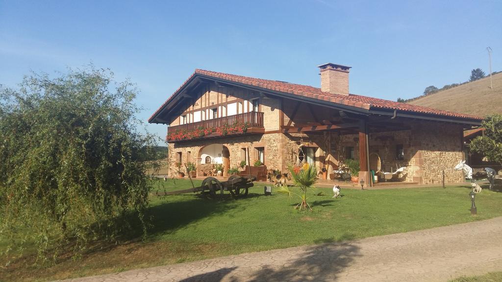 Lezamakoetxe Guest House Sopuerta Exterior photo